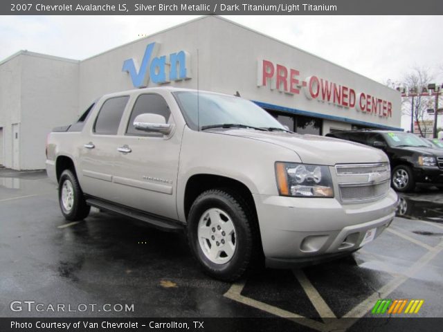 2007 Chevrolet Avalanche LS in Silver Birch Metallic