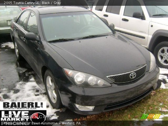 2005 Toyota Camry SE in Black