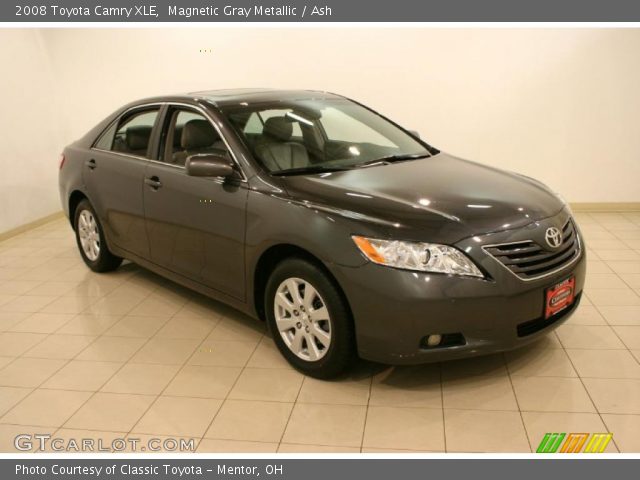 2008 Toyota Camry XLE in Magnetic Gray Metallic