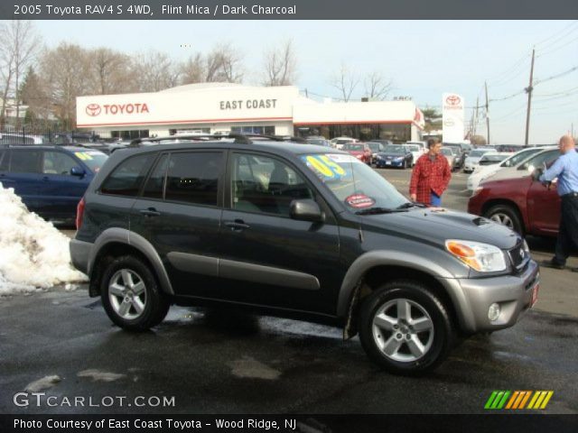 2005 Toyota RAV4 S 4WD in Flint Mica