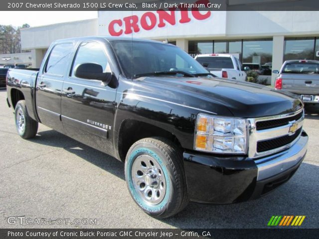 2007 Chevrolet Silverado 1500 LS Crew Cab in Black