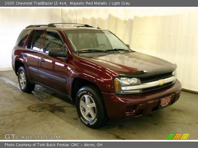 2005 Chevrolet TrailBlazer LS 4x4 in Majestic Red Metallic