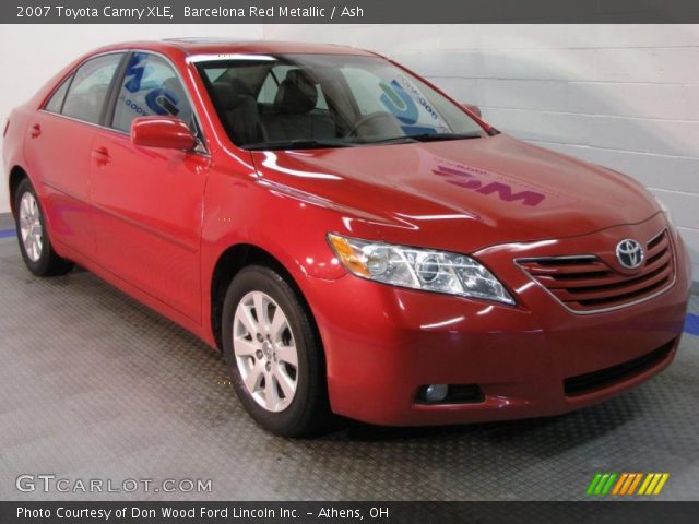 2007 Toyota Camry XLE in Barcelona Red Metallic