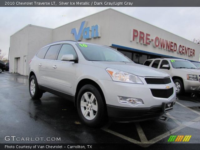 2010 Chevrolet Traverse LT in Silver Ice Metallic