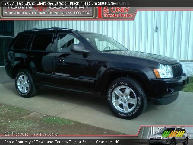 2007 Jeep Grand Cherokee Laredo in Black