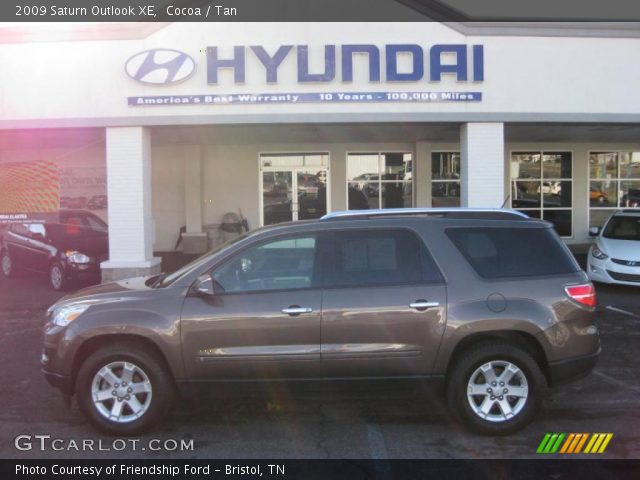 2009 Saturn Outlook XE in Cocoa