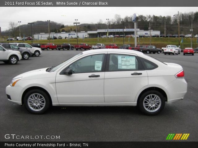 2011 Ford Focus SE Sedan in White Suede