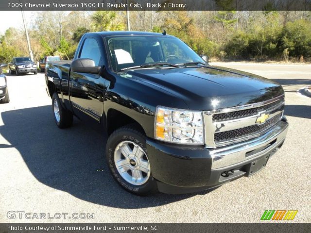 2009 Chevrolet Silverado 1500 LT Regular Cab in Black