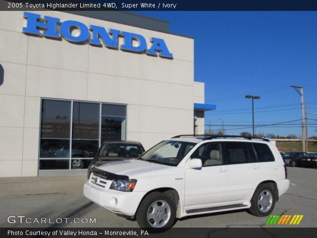 2005 Toyota Highlander Limited 4WD in Super White