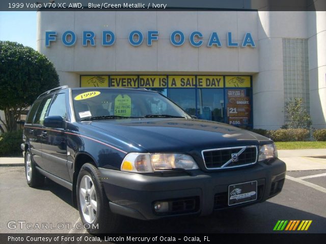1999 Volvo V70 XC AWD in Blue/Green Metallic