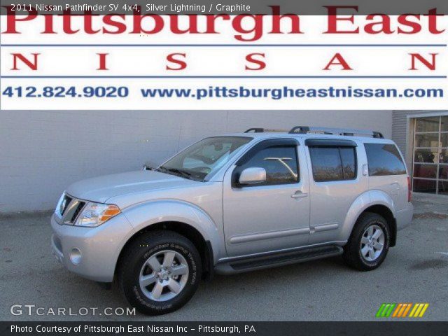 2011 Nissan Pathfinder SV 4x4 in Silver Lightning