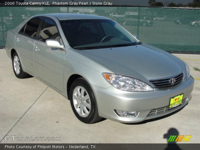 2006 Toyota Camry XLE in Phantom Gray Pearl