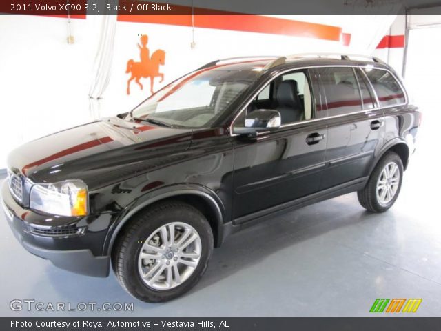 2011 Volvo XC90 3.2 in Black