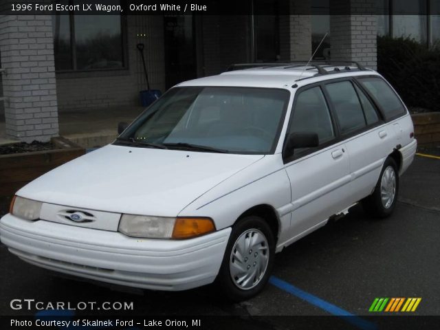 1996 Ford Escort LX Wagon in Oxford White