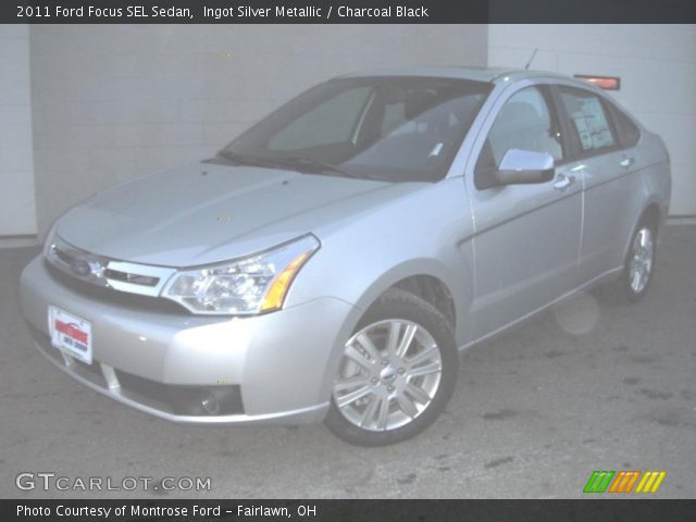 2011 Ford Focus SEL Sedan in Ingot Silver Metallic