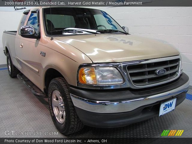 2000 Ford F150 XL Extended Cab in Harvest Gold Metallic