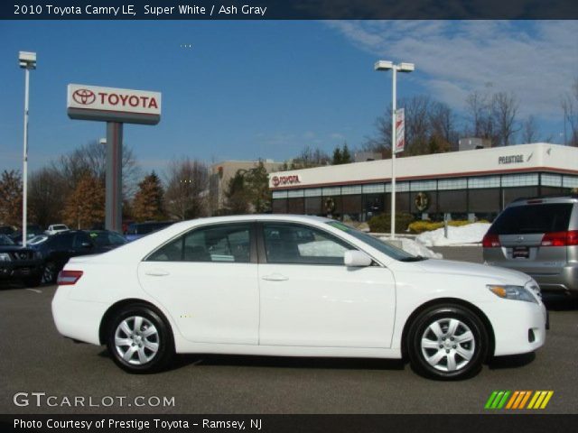 2010 Toyota Camry LE in Super White