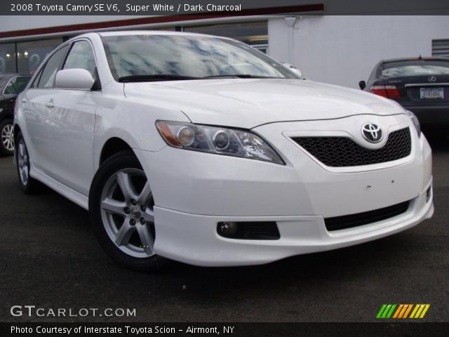 2008 Toyota Camry SE V6 in Super White
