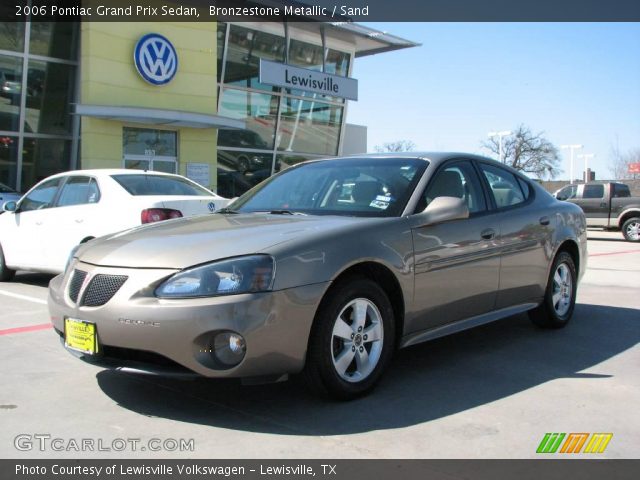 2006 Pontiac Grand Prix Sedan in Bronzestone Metallic