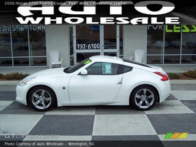 2009 Nissan 370Z Touring Coupe in Pearl White