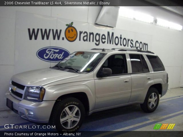 2006 Chevrolet TrailBlazer LS 4x4 in Silverstone Metallic
