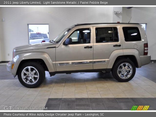2011 Jeep Liberty Limited in Light Sandstone Metallic