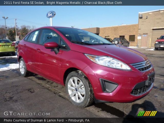 2011 Ford Fiesta SE Sedan in Bright Magenta Metallic