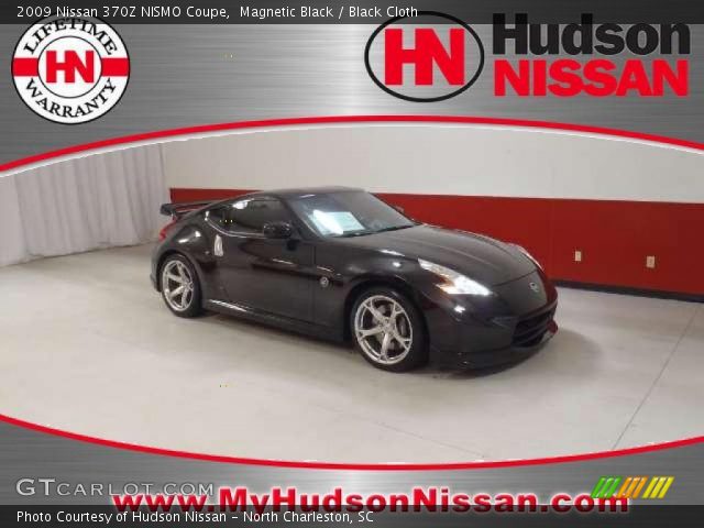 2009 Nissan 370Z NISMO Coupe in Magnetic Black