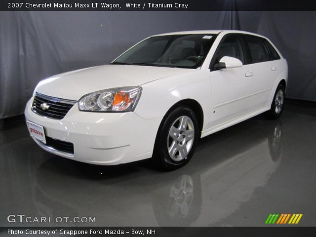 2007 Chevrolet Malibu Maxx LT Wagon in White