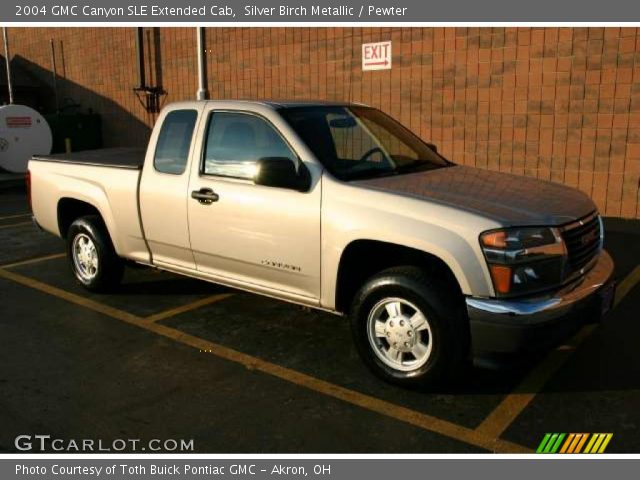 2004 GMC Canyon SLE Extended Cab in Silver Birch Metallic