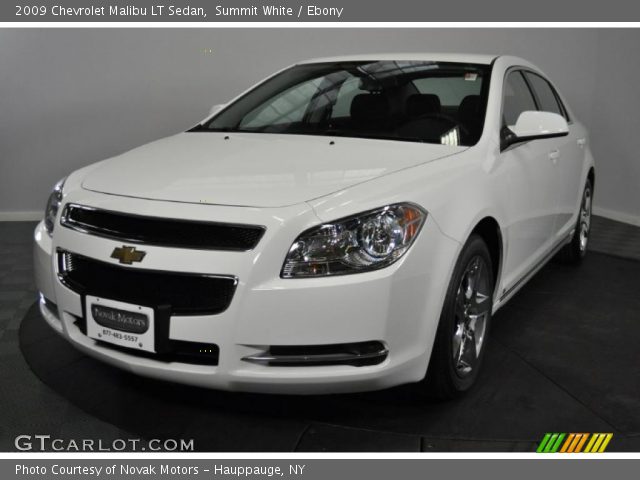 2009 Chevrolet Malibu LT Sedan in Summit White