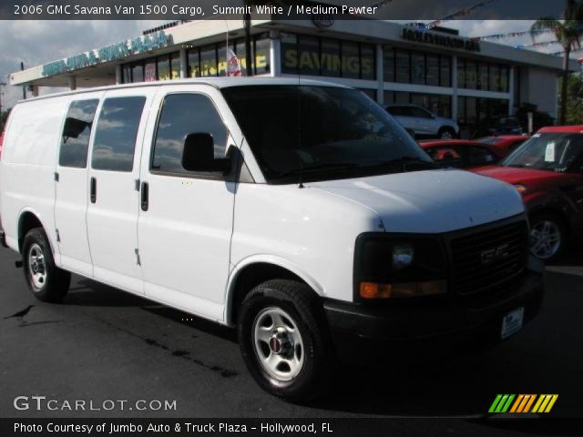 2006 GMC Savana Van 1500 Cargo in Summit White