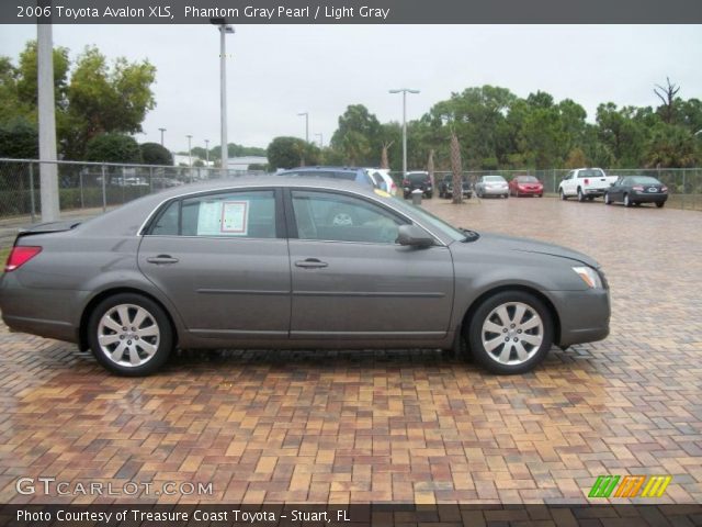 2006 Toyota Avalon XLS in Phantom Gray Pearl