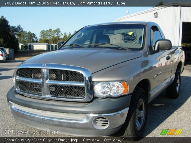 2002 Dodge Ram 1500 ST Regular Cab in Light Almond Pearl