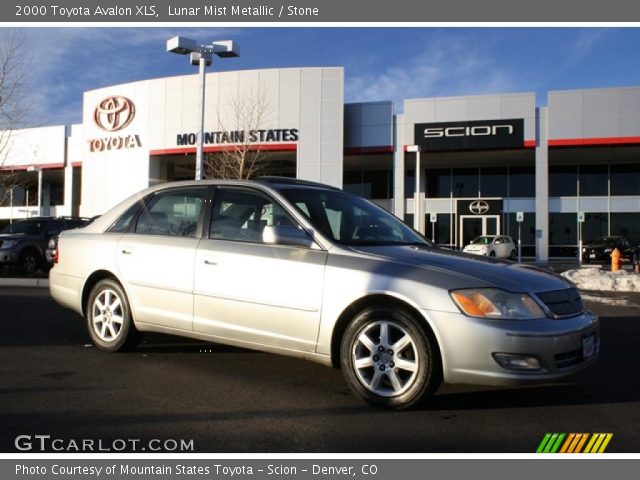 2000 Toyota Avalon XLS in Lunar Mist Metallic