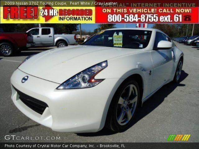 2009 Nissan 370Z Touring Coupe in Pearl White