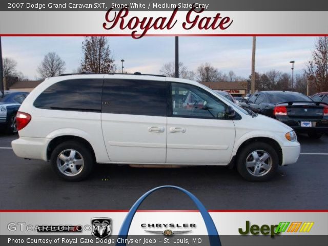 2007 Dodge Grand Caravan SXT in Stone White