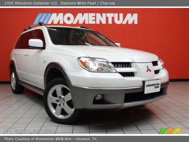 2005 Mitsubishi Outlander XLS in Diamond White Pearl