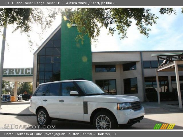 2011 Land Rover Range Rover HSE in Alaska White