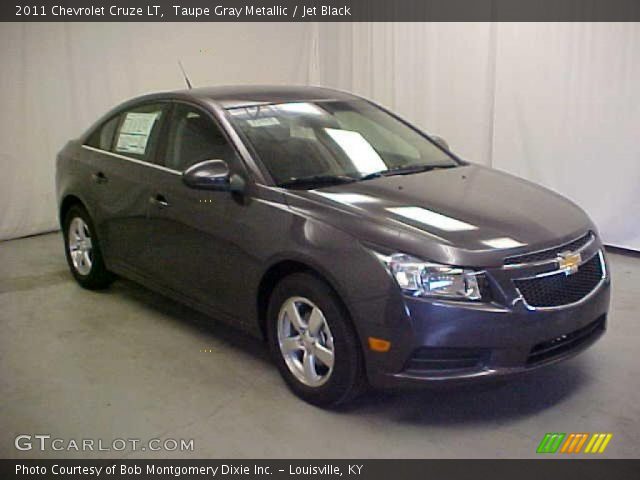 2011 Chevrolet Cruze LT in Taupe Gray Metallic