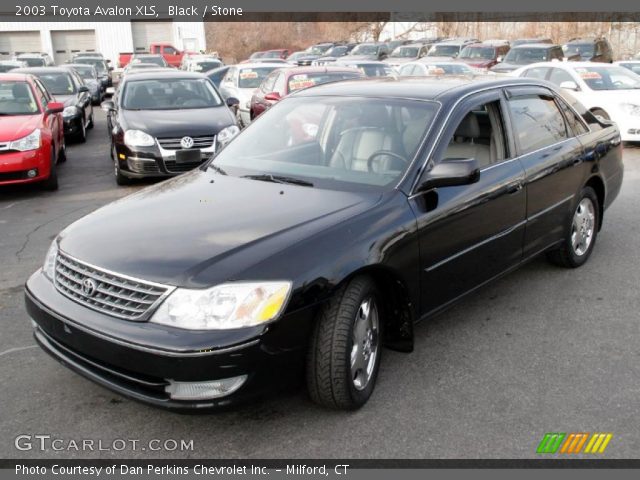 2003 Toyota Avalon XLS in Black