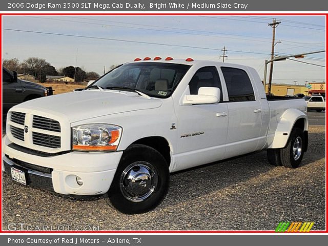 2006 Dodge Ram 3500 SLT Mega Cab Dually in Bright White