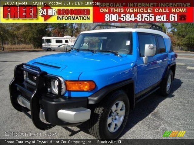 2007 Toyota FJ Cruiser  in Voodoo Blue