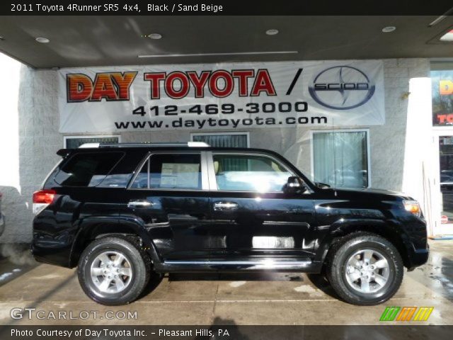 2011 Toyota 4Runner SR5 4x4 in Black