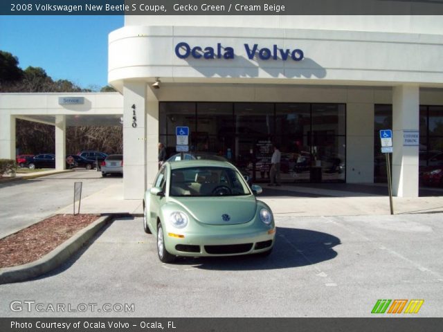 2008 Volkswagen New Beetle S Coupe in Gecko Green