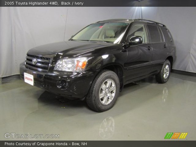 2005 Toyota Highlander 4WD in Black