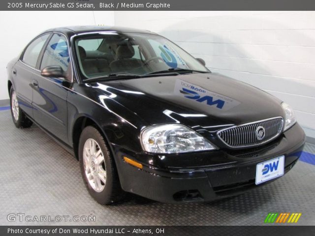 2005 Mercury Sable GS Sedan in Black