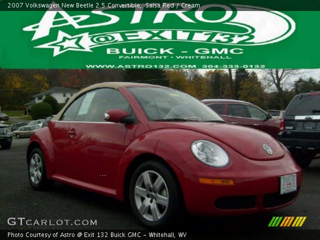 2007 Volkswagen New Beetle 2.5 Convertible in Salsa Red