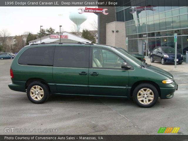 1996 Dodge Grand Caravan LE in Deep Hunter Green Pearl