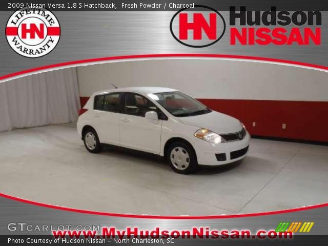 2009 Nissan Versa 1.8 S Hatchback in Fresh Powder